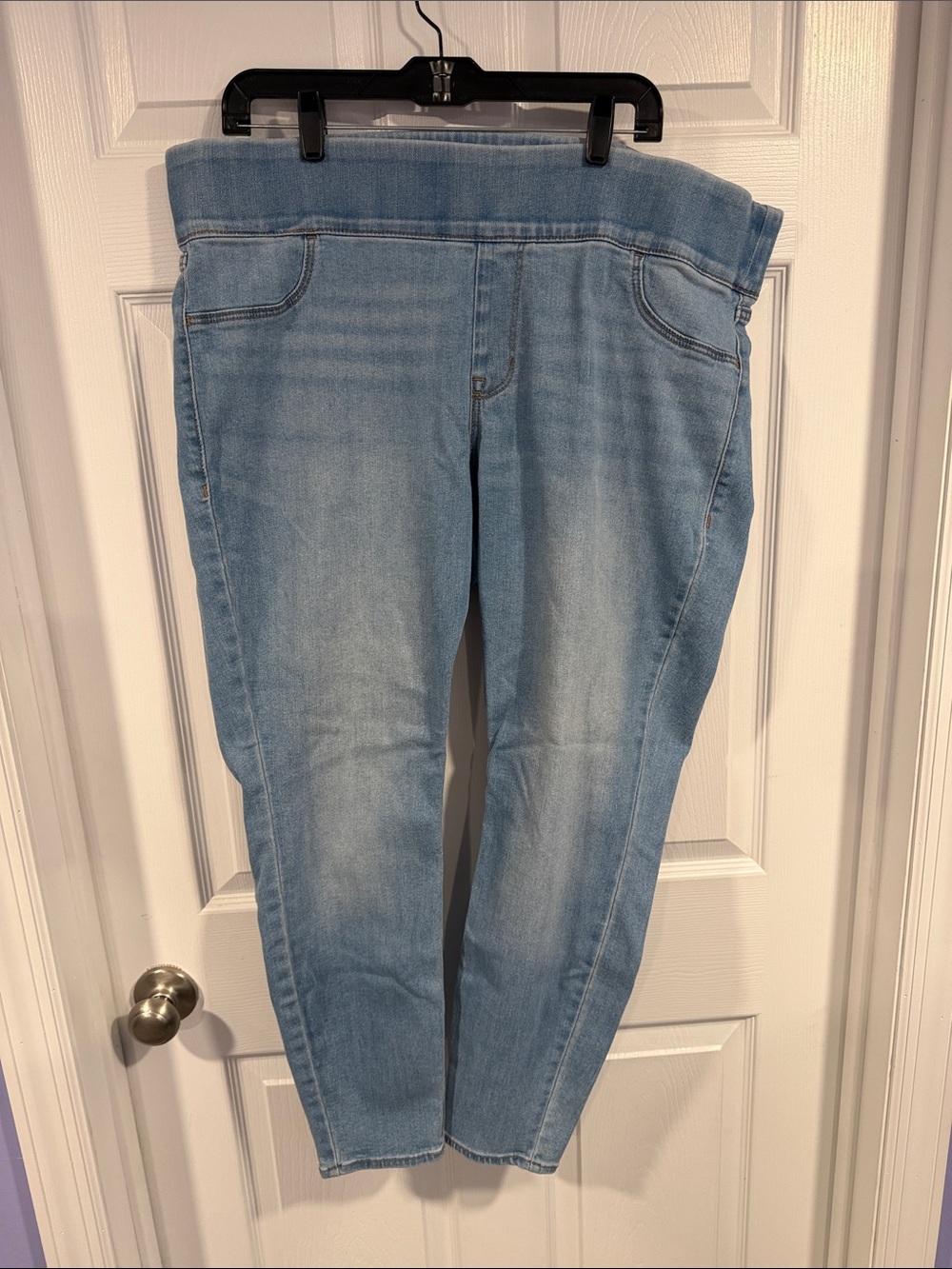 Old Navy Light Blue Pull-On Jeggings